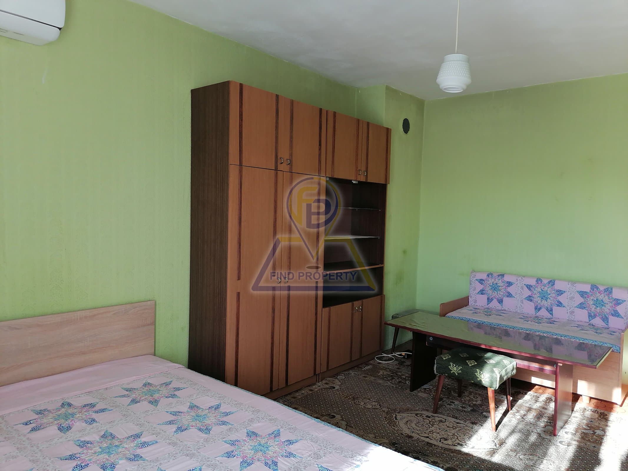 Real Estate 998 Лазур